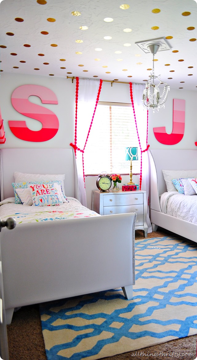 These beds for girls are perfect for twins or sisters! Sleigh beds are popular and adaptable and never go out of style.