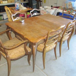 Feature Friday: Dining room Table Transformed! thumbnail