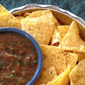Make Salsa with your Blender! {by Jessica from Pretty Providence} thumbnail