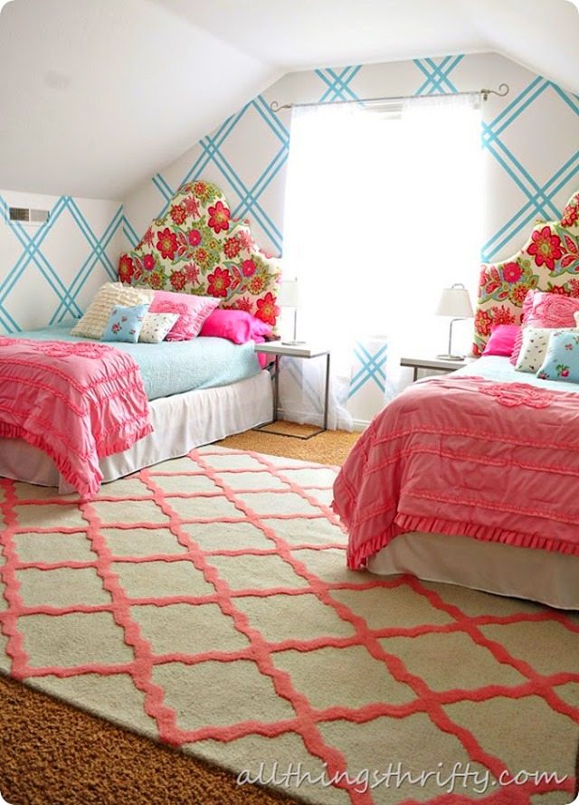 girls room with rug[3]