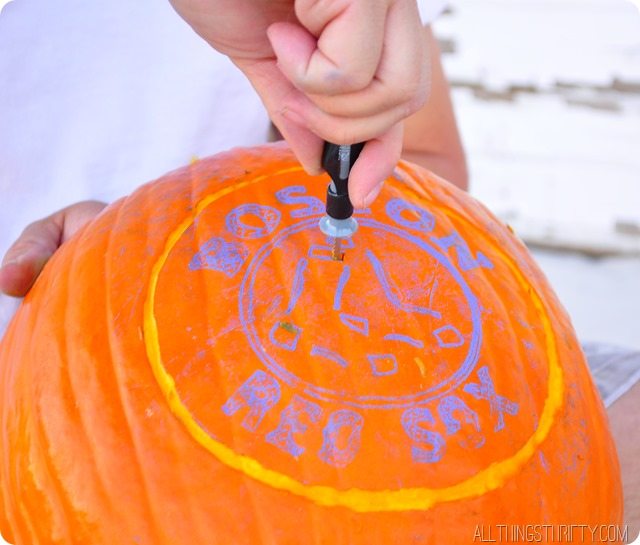 how-top-carve-and-shade-pumpkins (3)