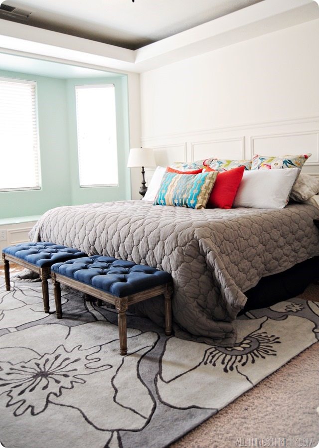 master-bedroom-bedding