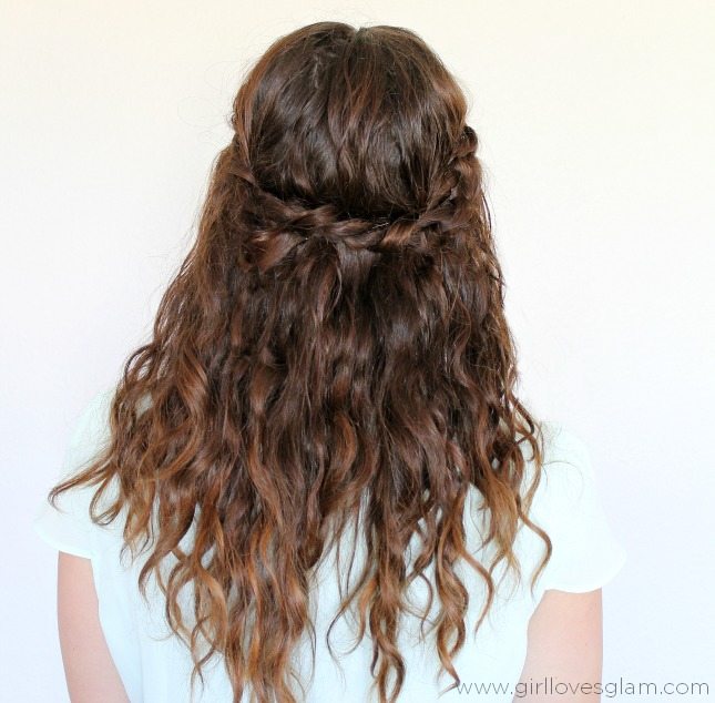 Five minute hairstyle