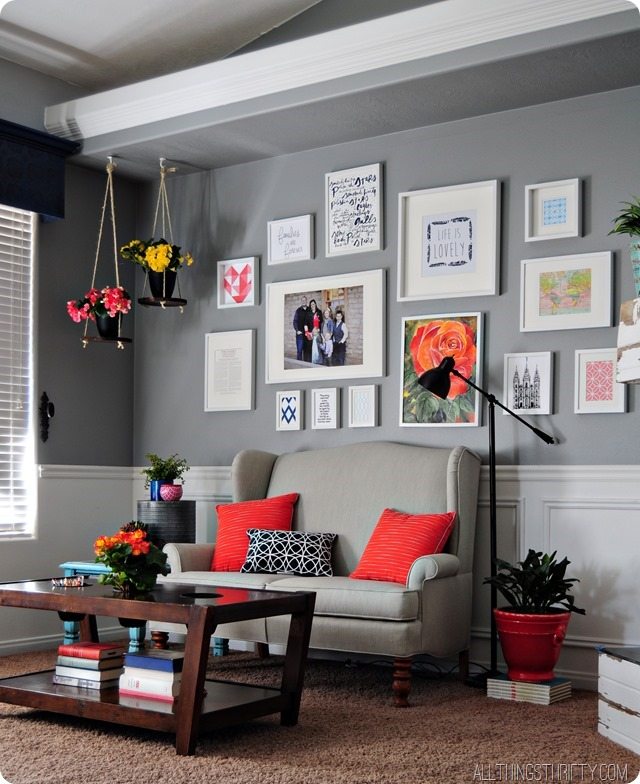 grey-walls-coral-accents grey-walls-coral-accents