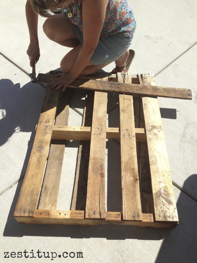 pallet board day bed