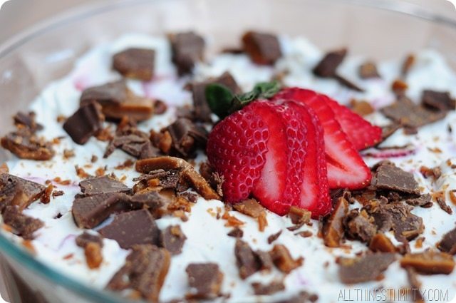 Strawberry-toffee-brownie-trifle