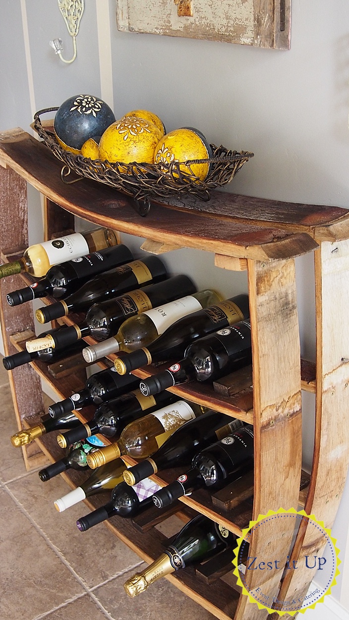 Wine_barrel_stave_wine_rack_0081