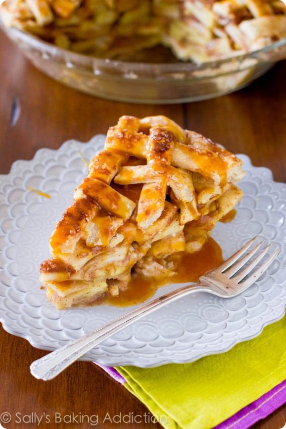 Salted-Caramel-Apple-Pie-12