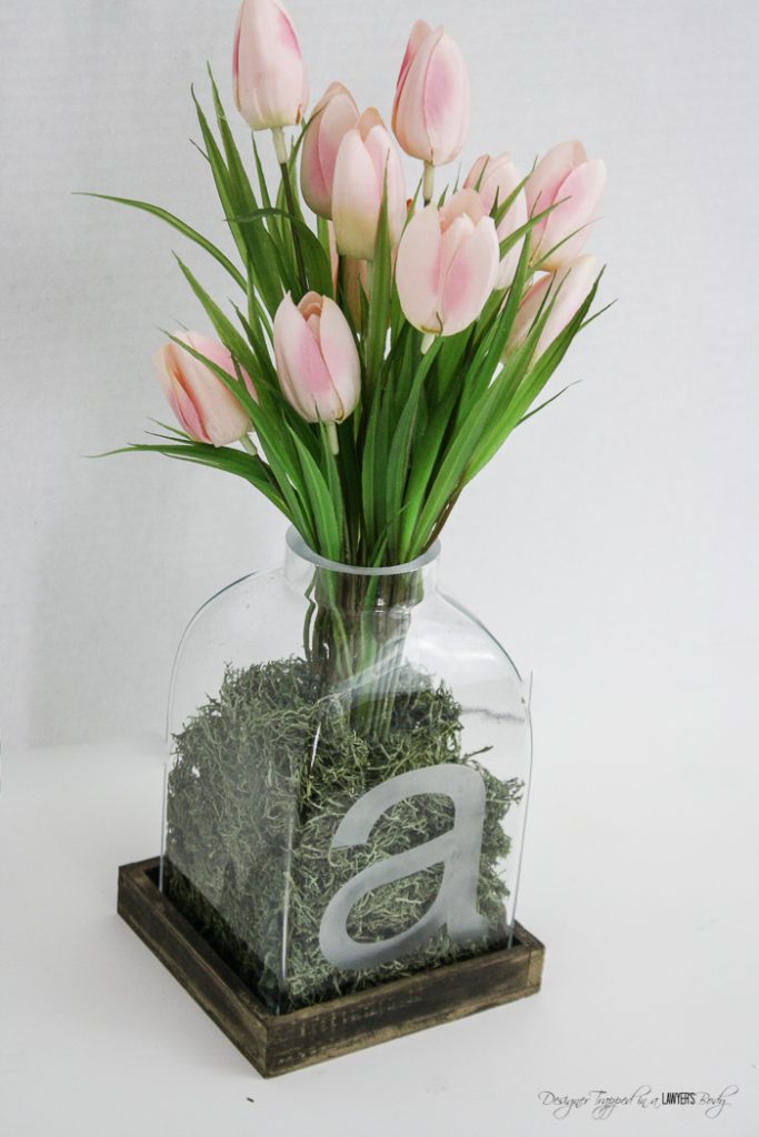 This is BEAUTIFUL!  Make a DIY etched glass vase in about 20 minutes.  Full tutorial by Designer Trapped in a Lawyer's Body for All Things Thrifty!