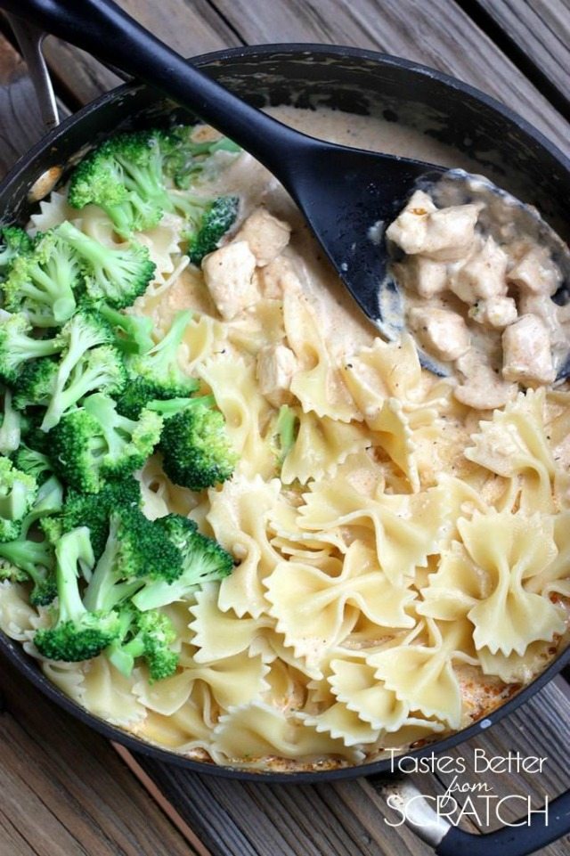 Cajun-Chicken-Alfredo-Pasta2-682x1024