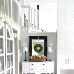 Entryway Makeover!  The Power of Paint thumbnail