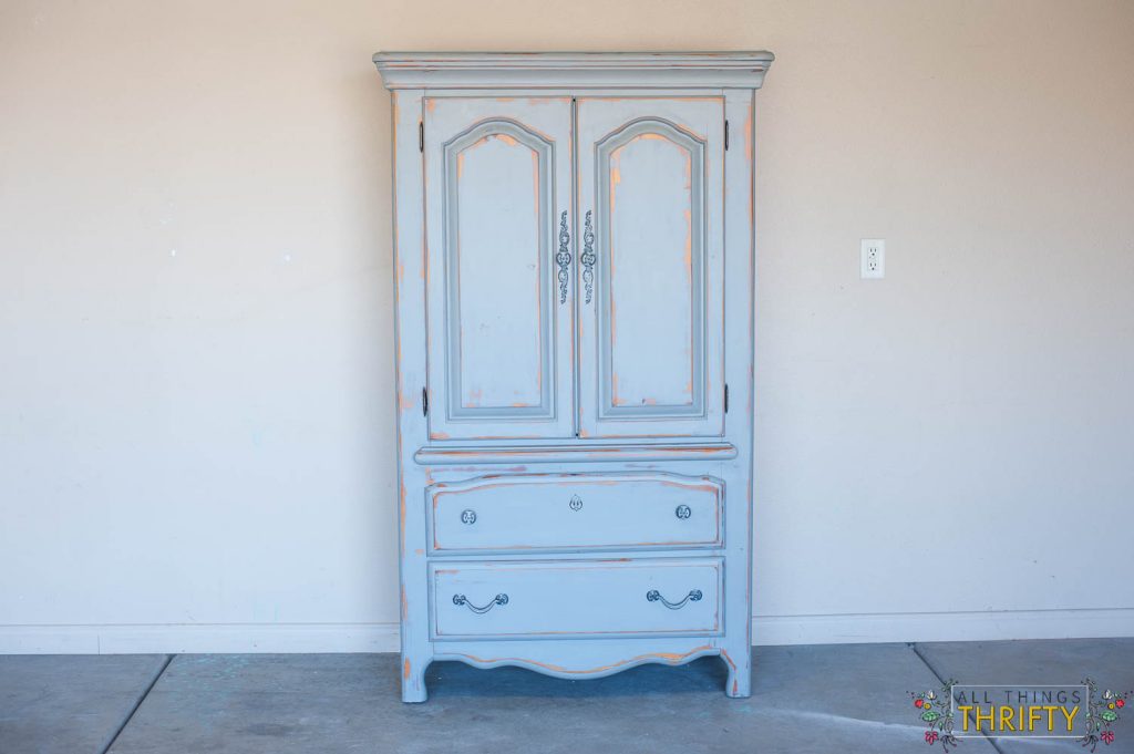 Distressed and Antiqued Furniture tutorial