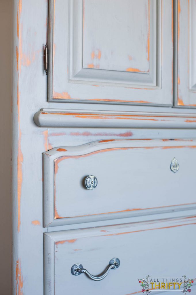 how to paint and distress furniture with chalked paint