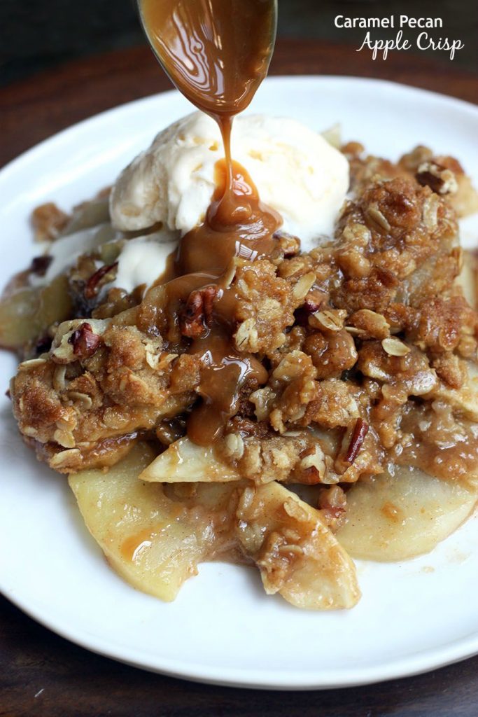 Caramel_Pecan_Apple_Crisp1