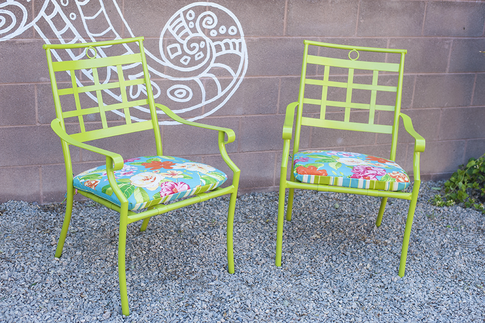 painting-outdoor-metal-furniture-how-to