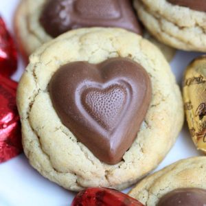Reese’s Peanut Butter Heart Cookies thumbnail
