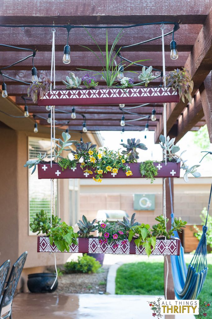 Hanging Rain Gutter Planter-15