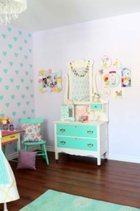 Colorful Girls’ Bedroom Decor {All Things Color}