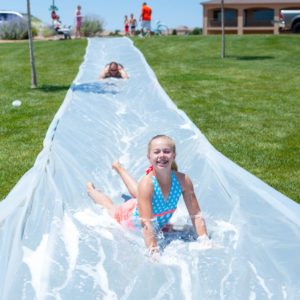 How to build a HUGE Slip N Slide. Fun for ALL AGES! thumbnail
