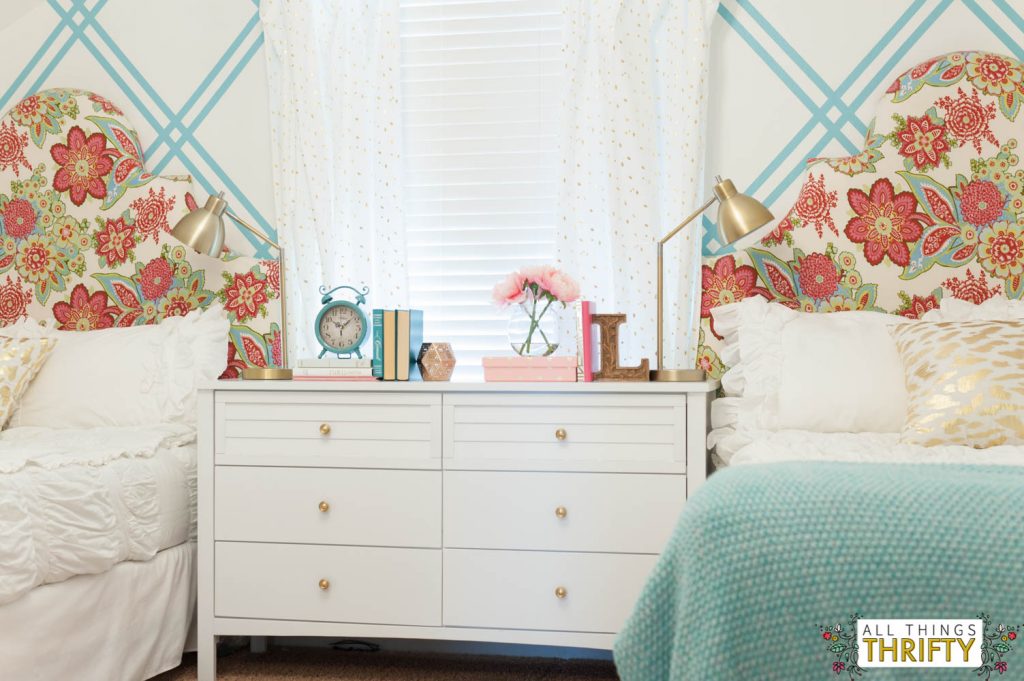 Girls' Tween Bedroom Ideas Pink and Turquoise and Gold-6