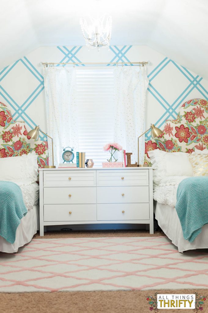 Girls' Tween Bedroom Ideas Pink and Turquoise and Gold-7