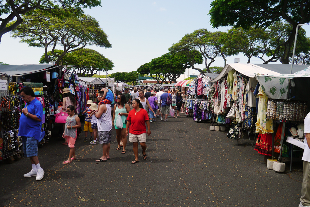 aloha-stadium-swap-meet