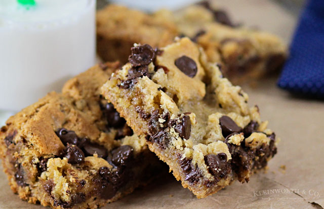 Almond Joy Cookie Bars