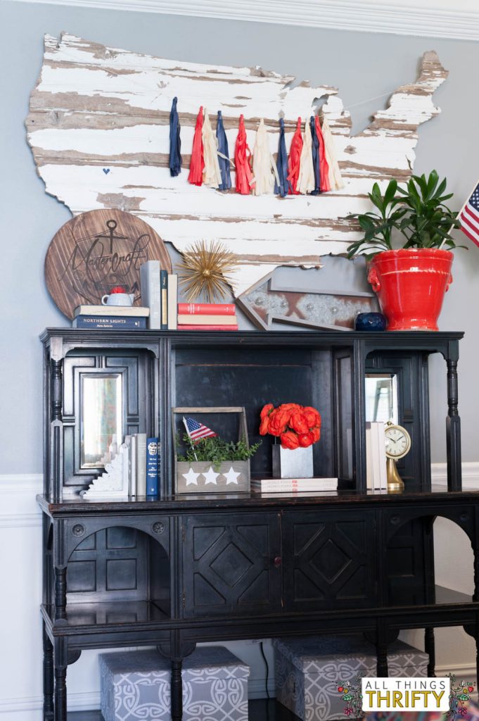 14 Red, White, and Blue Decor Ideas for Patriotic Decor All Year