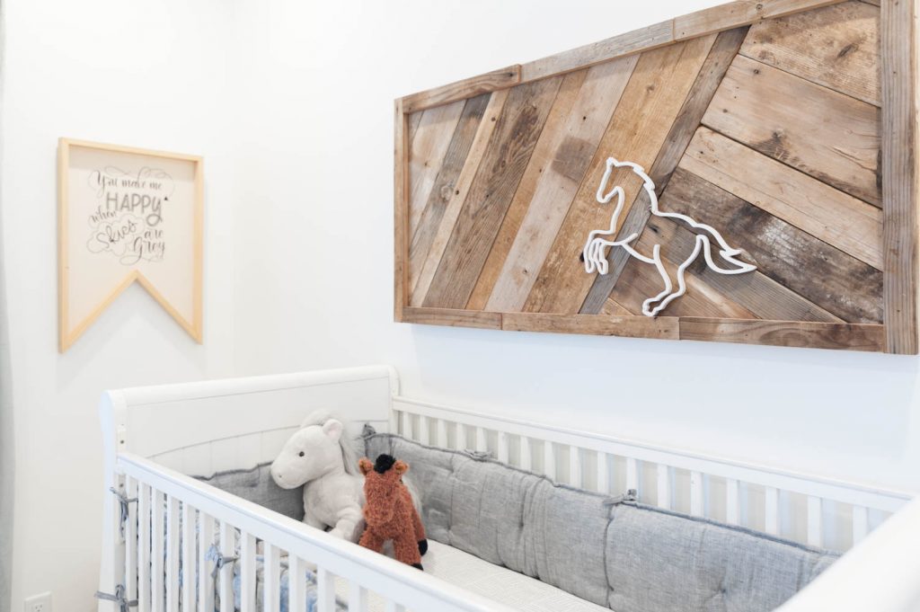 Neutral and Natural Baby Nursery Roo Decor Ideas-16