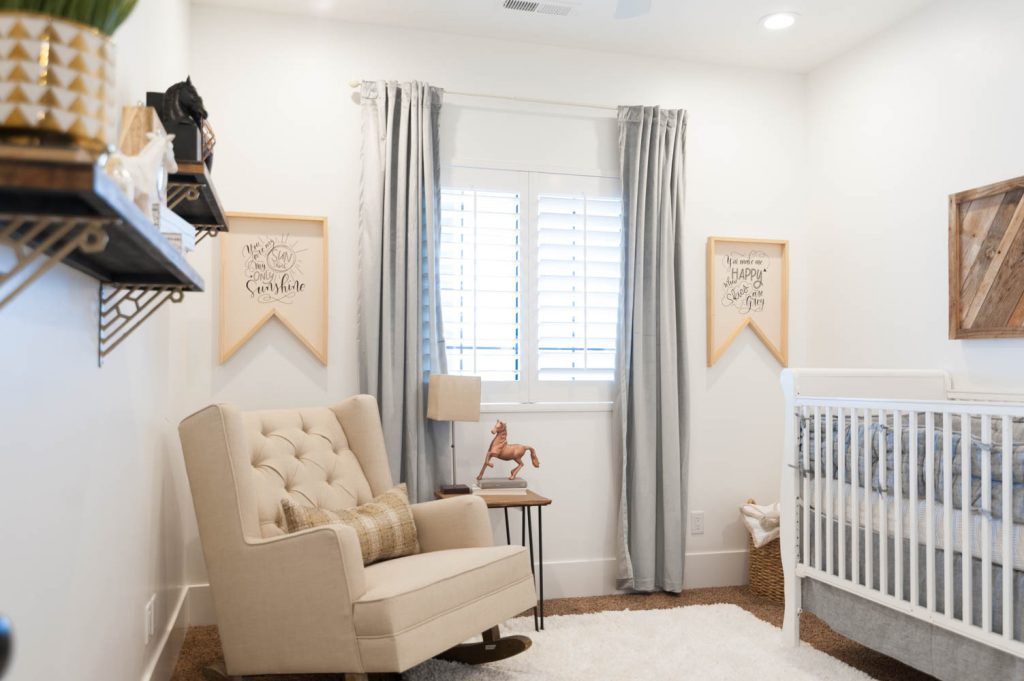 Neutral and Natural Baby Nursery Roo Decor Ideas-19