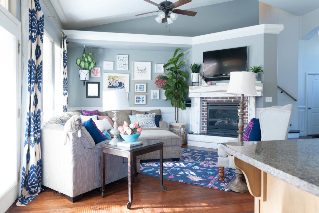 Navy, Pink, and Gray Living Room Decor Ideas-15