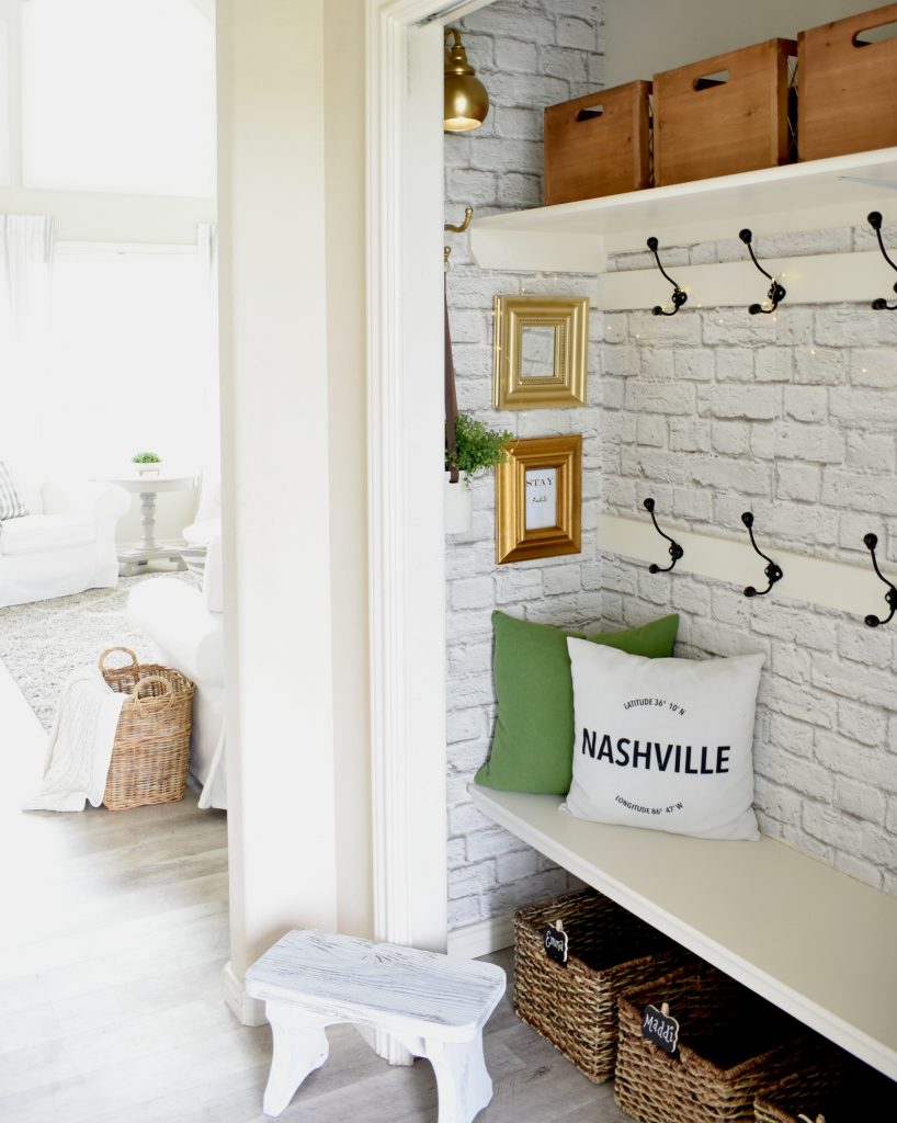 Mini Closet/Mudroom makeover