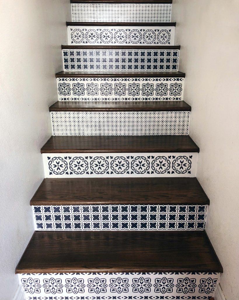 How To Update Wood Stairs With Chalk Paint All Things Thrifty