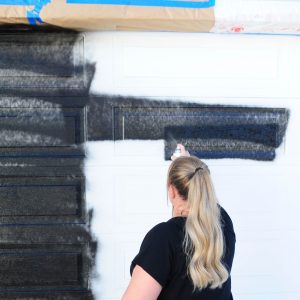 How to paint garage doors with Turbo Spray Paint the easy way thumbnail